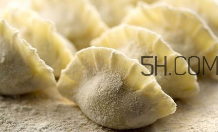 十個(gè)月的寶寶可以吃餃子嗎？寶寶吃什么餡的餃子好？