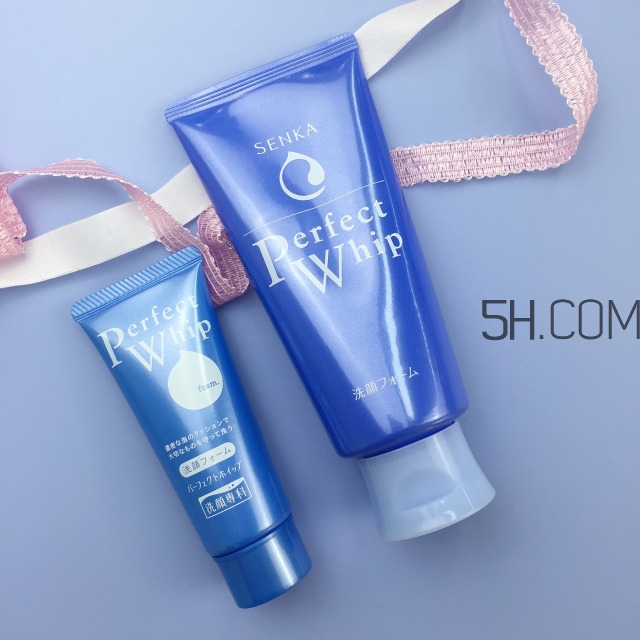 資生堂洗顏?？菩掳婧团f版有什么區(qū)別?