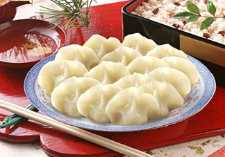 餃子和面用熱水還是冷水？餃子和面要醒多長(zhǎng)時(shí)間？