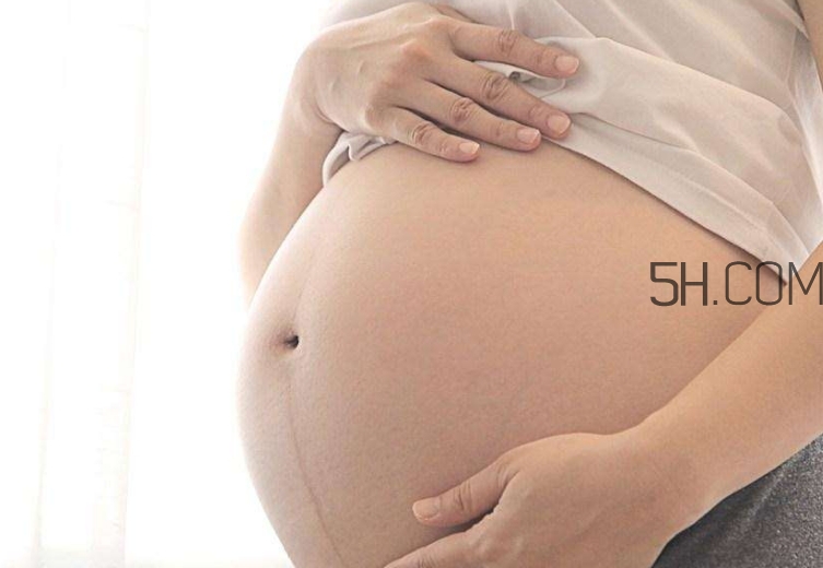 產(chǎn)檢可以用老公的醫(yī)?？▎幔可U和醫(yī)保可以同時報銷嗎？