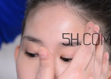 悅詩風(fēng)吟隔離乳怎么用？悅詩風(fēng)吟隔離乳色號(hào)怎么選？