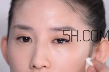 悅詩風(fēng)吟隔離乳怎么用？悅詩風(fēng)吟隔離乳色號(hào)怎么選？