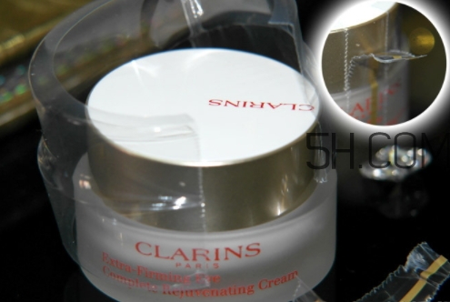 嬌韻詩(shī)眼霜怎么打開(kāi)？嬌韻詩(shī)眼霜使用心得