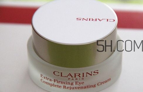 嬌韻詩有幾款眼霜？嬌韻詩眼霜哪款好用