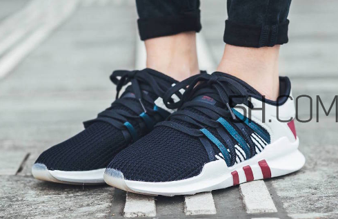 adidas eqt racing adv復(fù)古跑鞋在哪買？