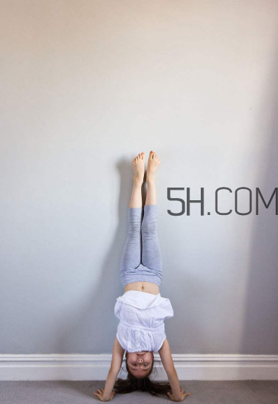 倒立有助于長高嗎？倒立時間多長為宜？