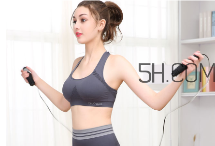 運動前吃什么好？跳繩減肥會瘦胸嗎？