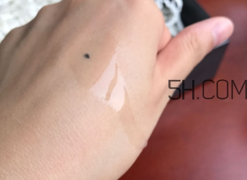 雅詩(shī)蘭黛肌底微精華怎么樣？雅詩(shī)蘭黛肌底微精華功效