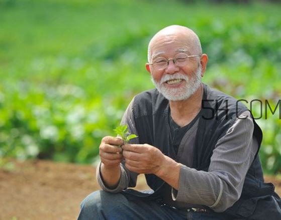 肺結(jié)核跟乙肝哪個嚴(yán)重？肺結(jié)核會轉(zhuǎn)化為肺癌嗎？