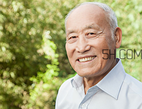 肺結(jié)核跟乙肝哪個嚴(yán)重？肺結(jié)核會轉(zhuǎn)化為肺癌嗎？