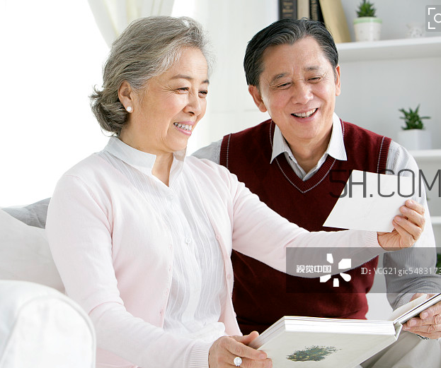 頸椎病能游泳嗎？頸椎病能引起胸疼嗎？