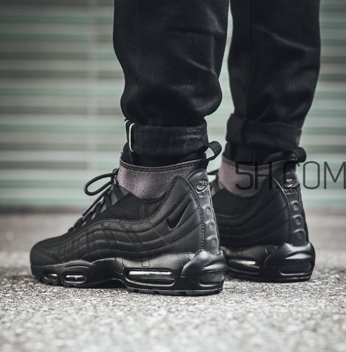 nike air max 95 triple black黑魂配色上腳效果怎么樣？
