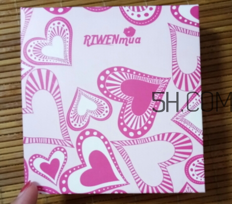 日吻潤(rùn)彩炫魅唇膏多少錢_怎么樣