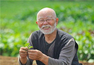 肺結(jié)核跟乙肝哪個嚴(yán)重？肺結(jié)核會轉(zhuǎn)化為肺癌嗎？