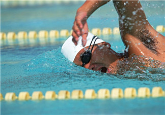 游泳后要滴眼藥水嗎？游泳后馬上吃東西好嗎？