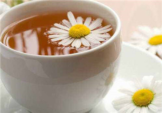 秋季女人如何保養(yǎng)？秋天要涂防曬霜嗎？