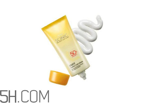 秋天怎么選擇防曬霜？秋天天天洗澡的危害