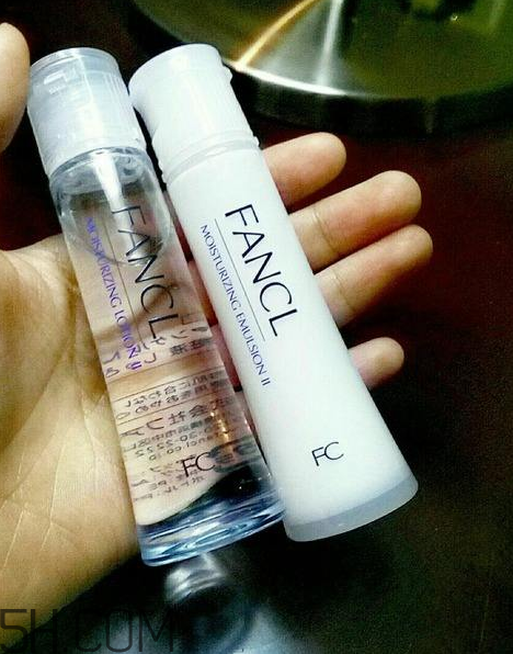 fancl水乳哪個系列好用？fancl芳珂水乳成分