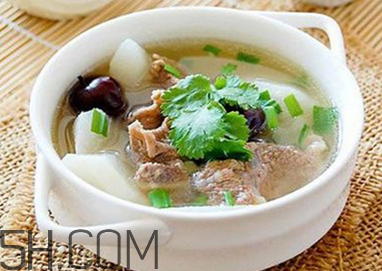 秋燥喝什么湯好？秋季適合吃什么肉？