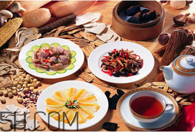 秋天犯困頭暈怎么辦？秋天吃什么補(bǔ)身體？