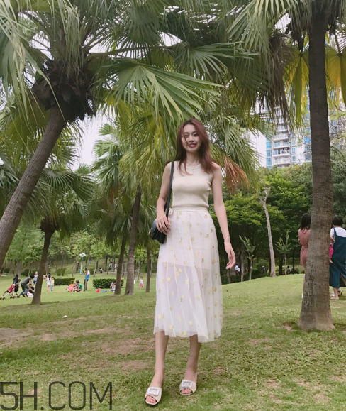 歐時力衣服尺碼偏大嗎？歐時力衣服可以退嗎？