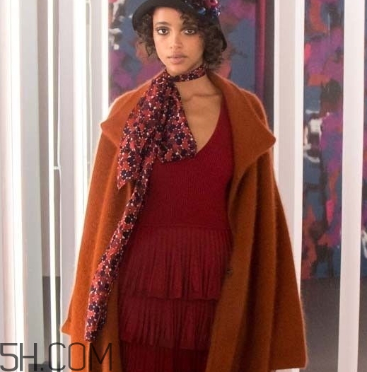 焦糖色是什么顏色？焦糖色是冷色還是暖色