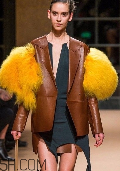 焦糖色是什么顏色？焦糖色是冷色還是暖色