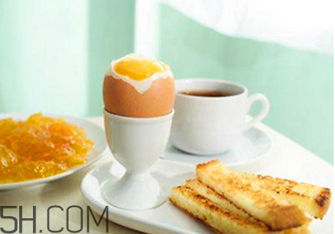 秋天吃什么蔬菜比較好？秋天喝蜂蜜的注意事項