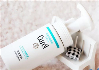 珂潤(rùn)洗面奶怎么樣？珂潤(rùn)洗面奶是氨基酸嗎?