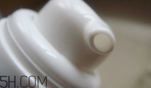 佰草集新玉潤(rùn)潔面泡沫好用嗎_怎么樣