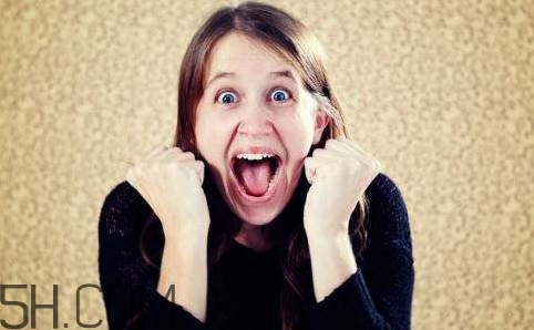 肝火旺可以泡腳嗎？心火旺和肝火旺的區(qū)別