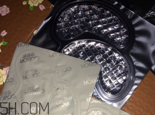 可貝爾燕窩特潤(rùn)修護(hù)眼紋消眼貼膜多少錢？怎么樣？