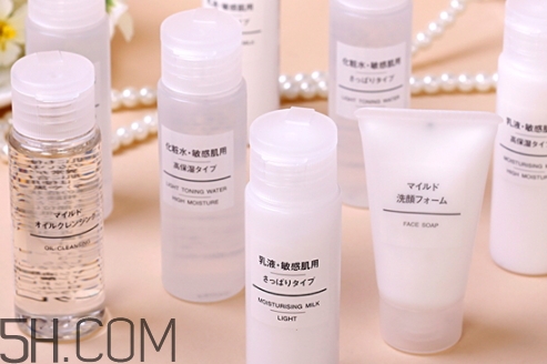 無印良品卸妝油哪款好？無印良品卸妝油不同款式適合膚質