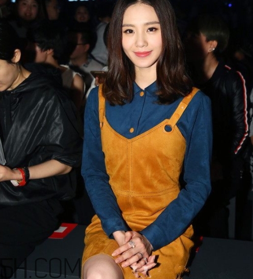 焦糖色適合什么膚色？焦糖色適合黃皮嗎