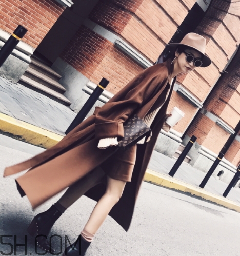 焦糖色適合什么年齡穿？焦糖色適合什么年齡