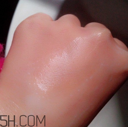 百雀羚洗面奶怎么樣？百雀羚洗面奶是皂基嗎？