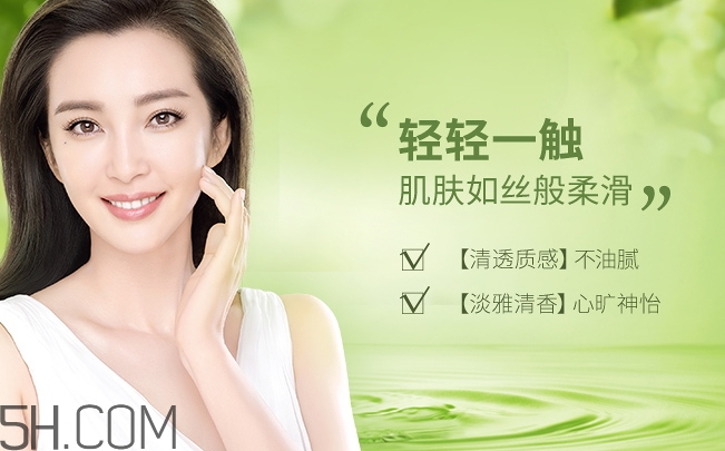 百雀羚爽膚水怎么樣？百雀羚爽膚水含酒精嗎？