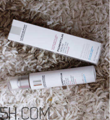 理膚泉美白精華怎么樣？理膚泉美白精華怎么用？