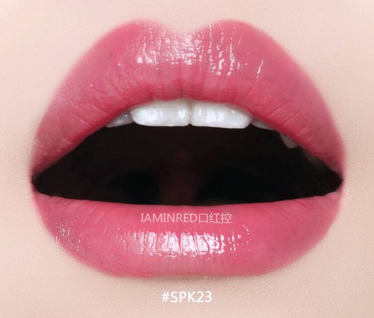 美寶蓮小燈管唇膏怎么樣_美寶蓮縱情耀唇膏好用嗎