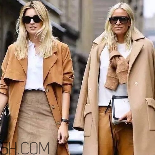 焦糖色大衣配什么褲子？焦糖色大衣搭配