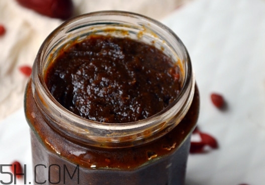 天天飲姜棗膏有會怎樣？紅糖姜棗膏吃了臉上長痘嗎