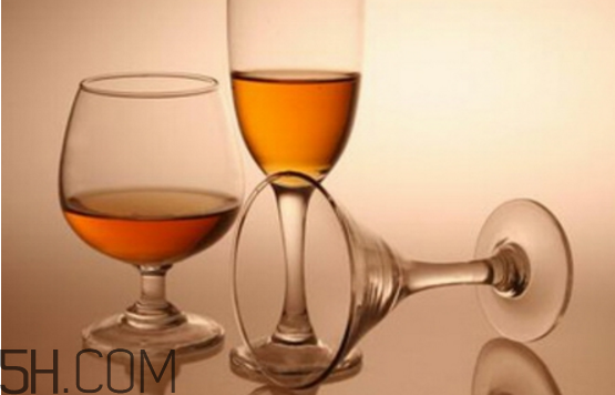 感冒可以喝酒嗎？薄荷治療感冒的方法