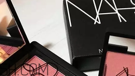 2017年秋冬妝容怎么畫？2017秋冬少女妝容畫法步驟