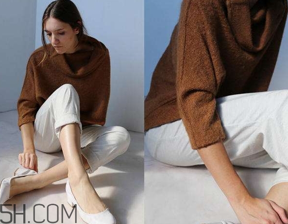 焦糖色毛衣配什么褲子？焦糖色毛衣配什么鞋子？