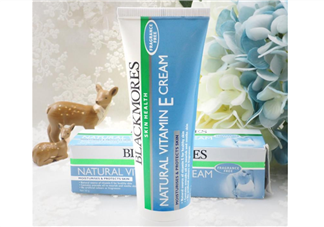 冰冰霜怎么用效果最好？冰冰霜晚上可以擦嗎？