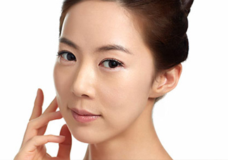 皮膚過(guò)敏有哪些癥狀？皮膚過(guò)敏什么東西不能吃