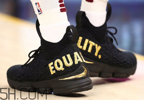 nike lebron 15 equality黑金配色會(huì)發(fā)售嗎？