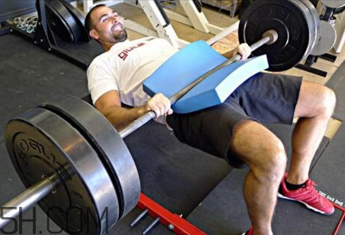 臀沖怎么做？臀沖和臀橋的區(qū)別