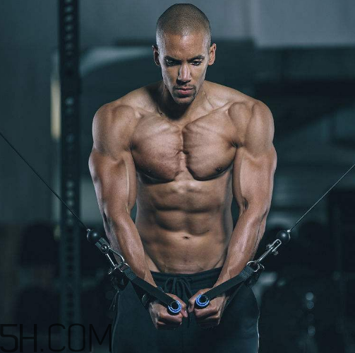 胸肌中縫怎么練？怎樣鍛煉胸肌內(nèi)側(cè)？