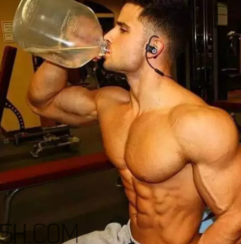 胸肌不對(duì)稱怎么辦？胸肌一邊大一邊小怎么調(diào)整？